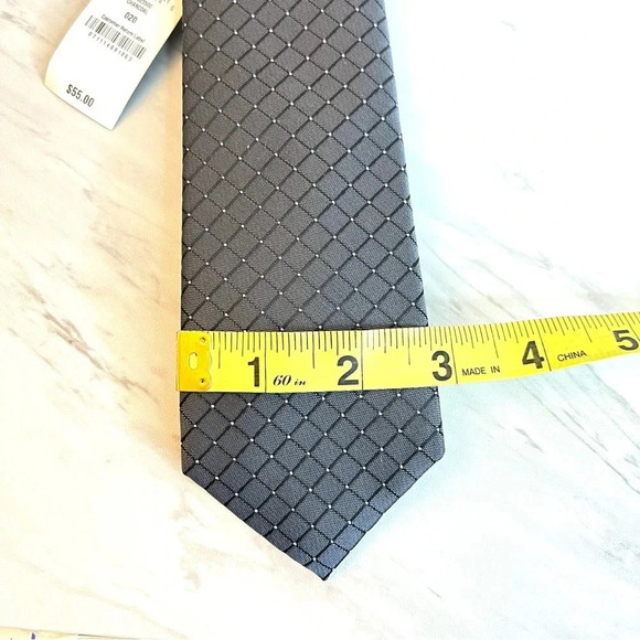 ALFANI Malone Grid Slim Tie Charcoal/Gray - Picture 2 of 4